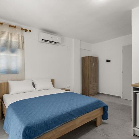 Nikolas Apartments Stoupa Lévktron Exterior foto